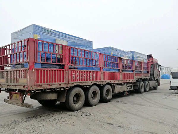 江蘇某機(jī)械加工業(yè)焊接煙塵除塵凈化系統(tǒng)設(shè)備發(fā)貨