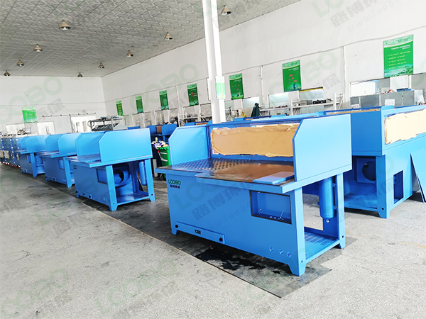 焊接打磨除塵設(shè)備.jpg 焊接打磨除塵設(shè)備.jpg