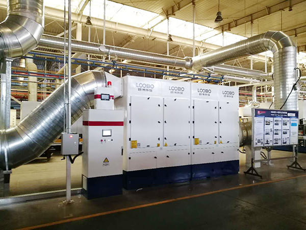 大型車間焊煙凈化設(shè)備--中央式焊煙凈化系統(tǒng)便不錯.jpg 大型車間焊煙凈化設(shè)備--中央式焊煙凈化系統(tǒng)便不錯.jpg