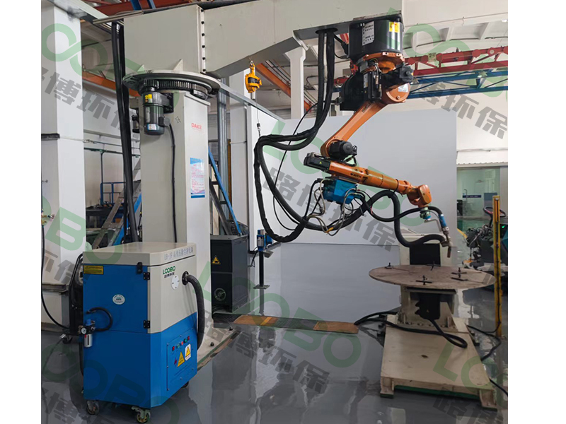 提升焊接車間環(huán)境品質(zhì)，焊接機器人除塵設(shè)備，守護車間清新環(huán)境的衛(wèi)士